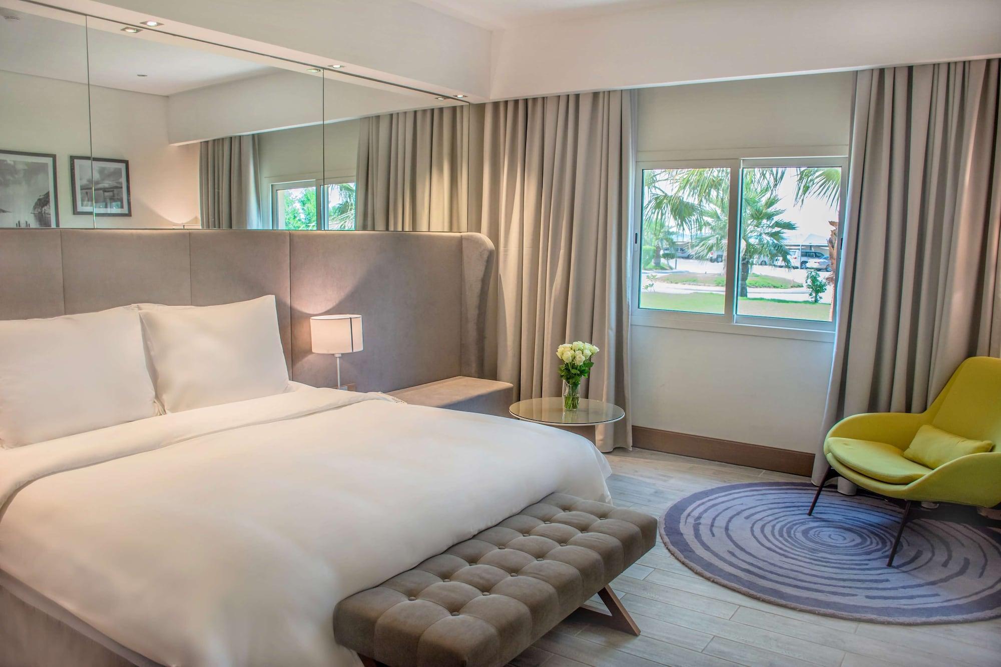 Radisson Blu Resort, Al Khobar Half Moon Bay Exterior photo Deluxe Room