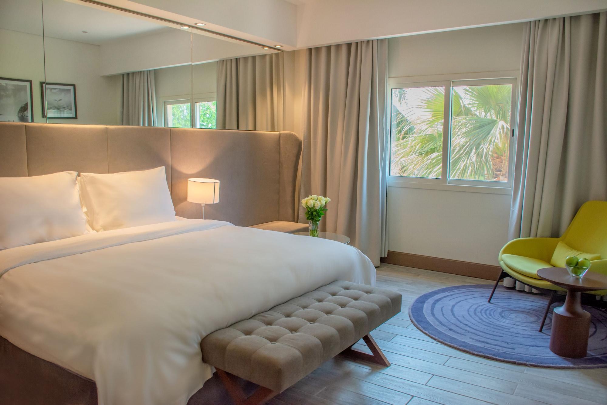 Radisson Blu Resort, Al Khobar Half Moon Bay Exterior photo Deluxe Room