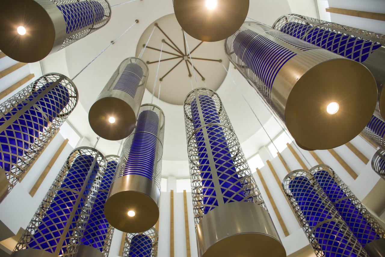 Radisson Blu Resort, Al Khobar Half Moon Bay Exterior photo The ceiling of the main entrance