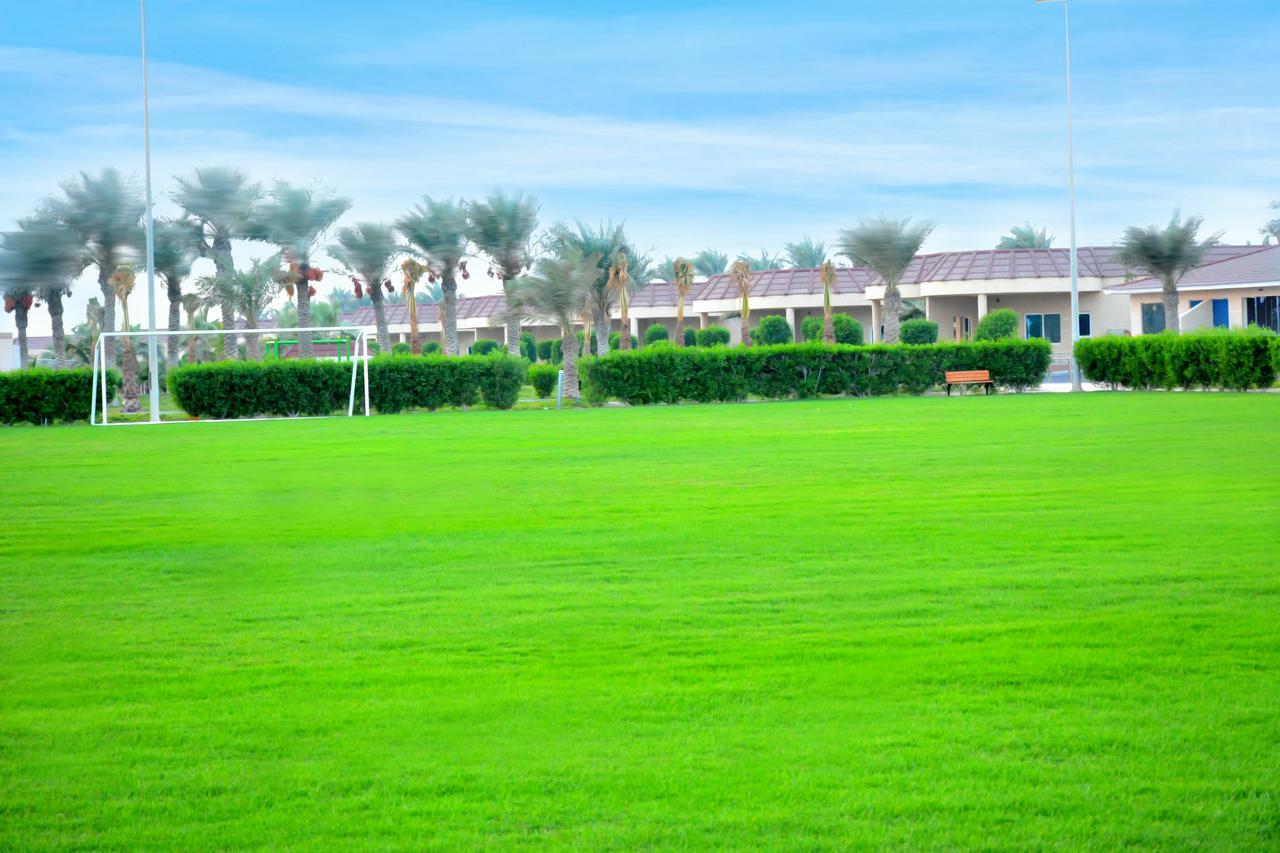 Radisson Blu Resort, Al Khobar Half Moon Bay Exterior photo Al-Ahly Club