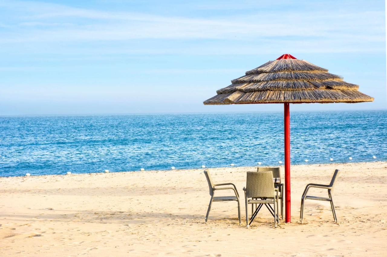 Radisson Blu Resort, Al Khobar Half Moon Bay Exterior photo Beach in the city of Fortaleza